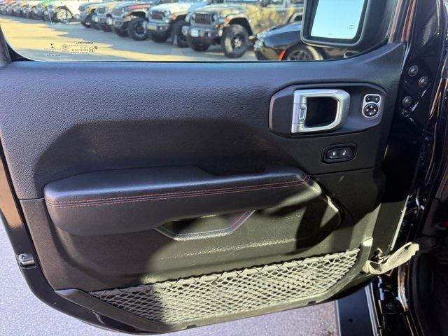 used 2021 Jeep Wrangler Unlimited car, priced at $37,505