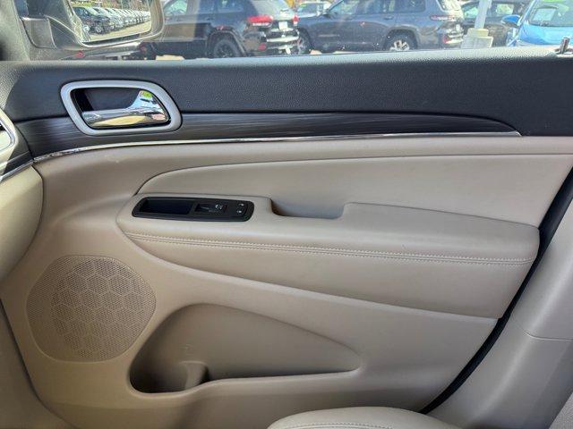 used 2021 Jeep Grand Cherokee car, priced at $27,675