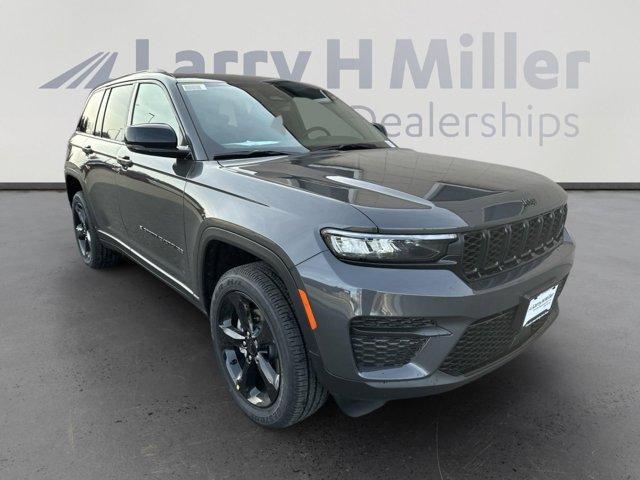 new 2025 Jeep Grand Cherokee car, priced at $41,569