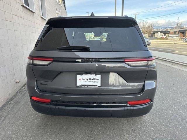 new 2025 Jeep Grand Cherokee car, priced at $42,069