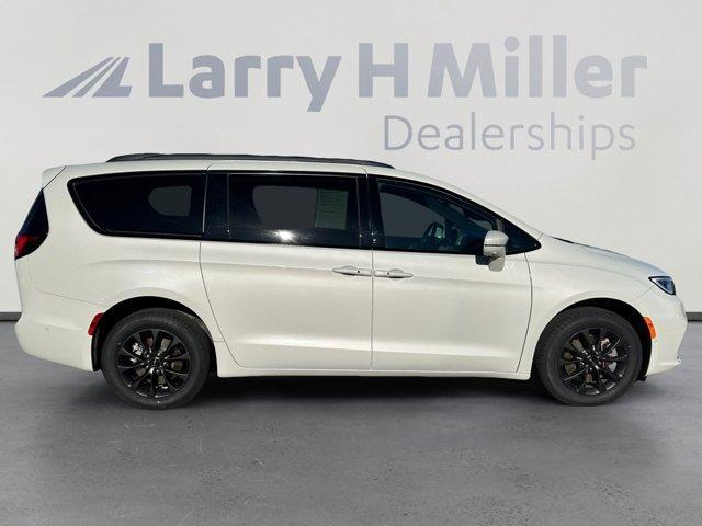 used 2021 Chrysler Pacifica car, priced at $31,605