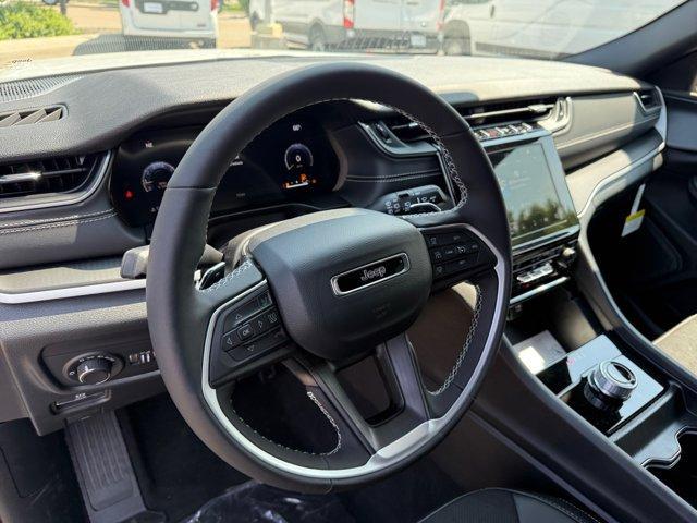 new 2025 Jeep Grand Cherokee L car, priced at $43,053