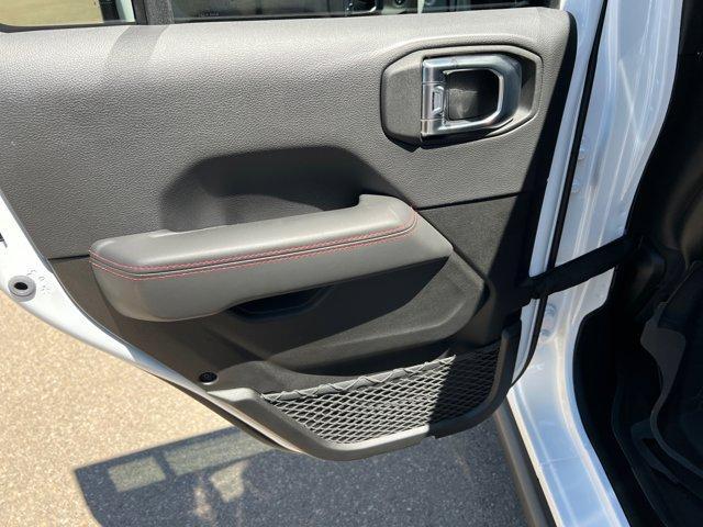 new 2025 Jeep Gladiator car, priced at $55,132