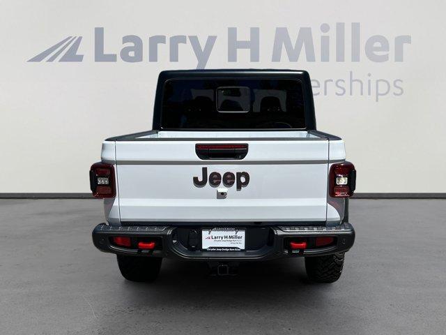 new 2025 Jeep Gladiator car, priced at $55,132