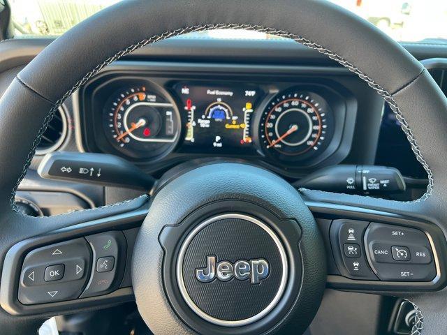 new 2025 Jeep Gladiator car, priced at $55,132
