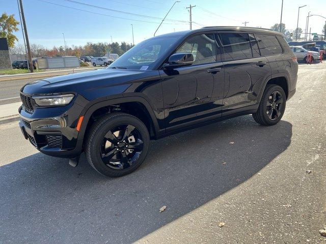 new 2025 Jeep Grand Cherokee L car, priced at $47,124