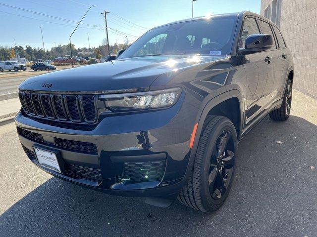 new 2025 Jeep Grand Cherokee L car, priced at $47,124