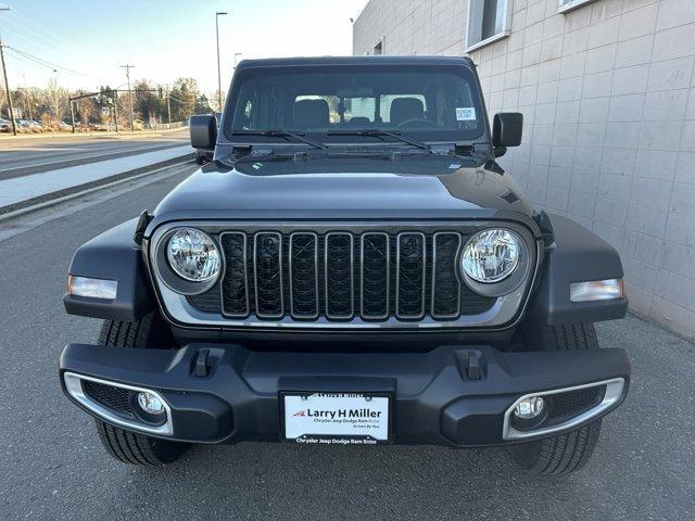 new 2025 Jeep Gladiator car, priced at $40,785