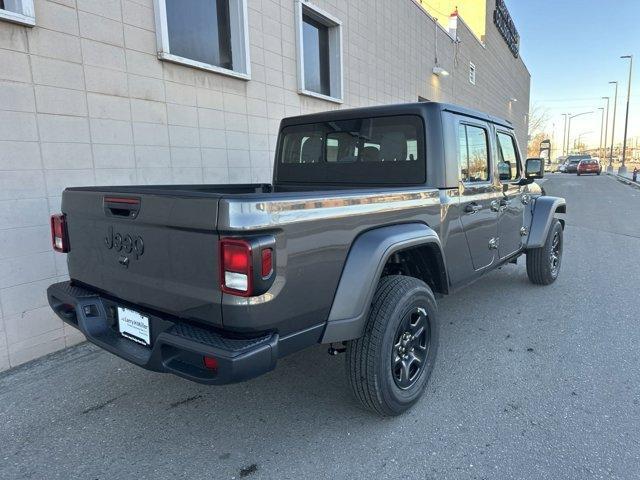 new 2025 Jeep Gladiator car, priced at $40,785