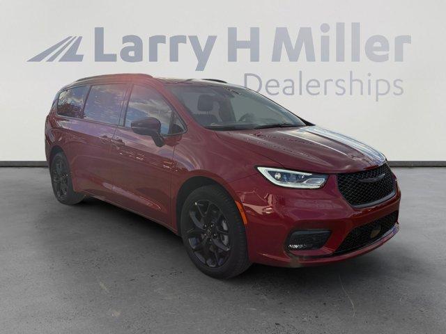 new 2026 Chrysler Pacifica car, priced at $55,735