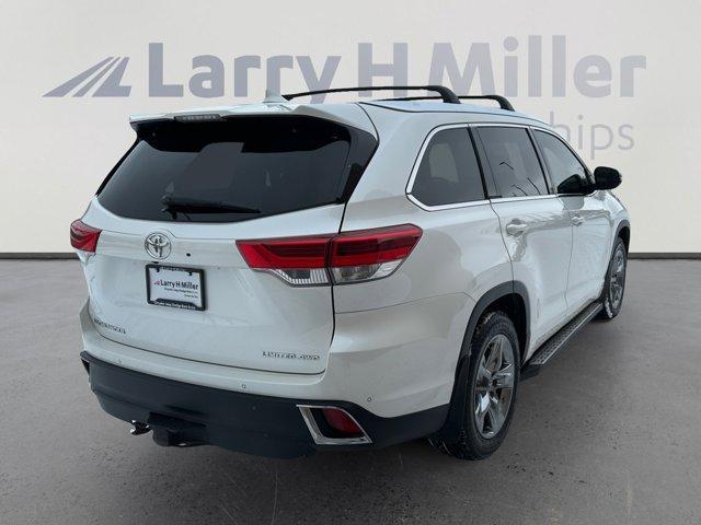 used 2019 Toyota Highlander car, priced at $31,498