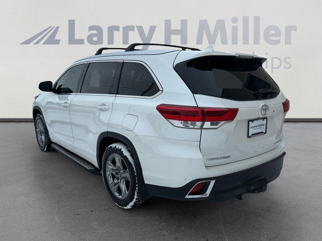 used 2019 Toyota Highlander car, priced at $31,498