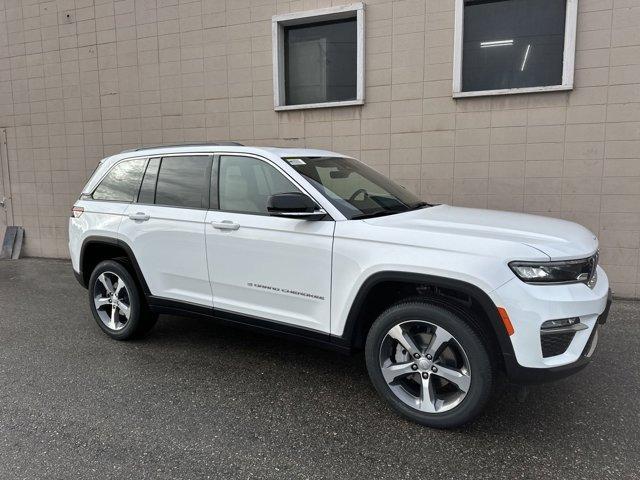 new 2025 Jeep Grand Cherokee car, priced at $47,148