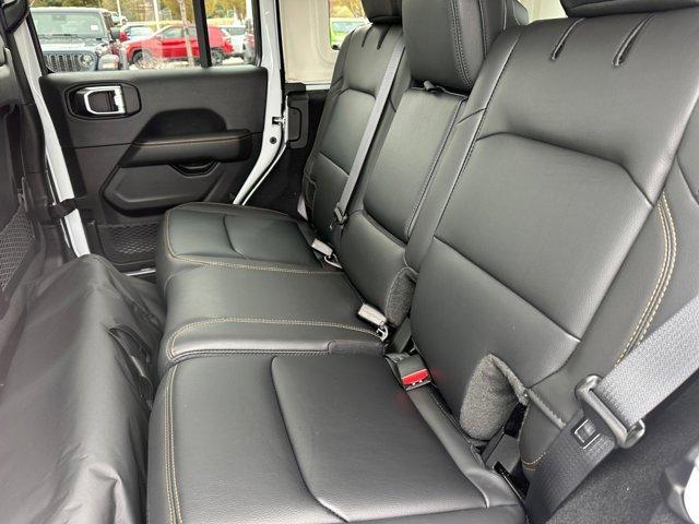new 2025 Jeep Wrangler car, priced at $54,184