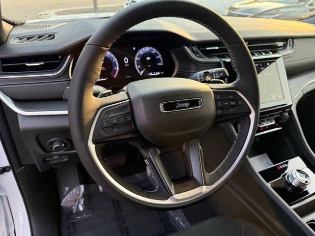 new 2025 Jeep Grand Cherokee L car, priced at $39,617