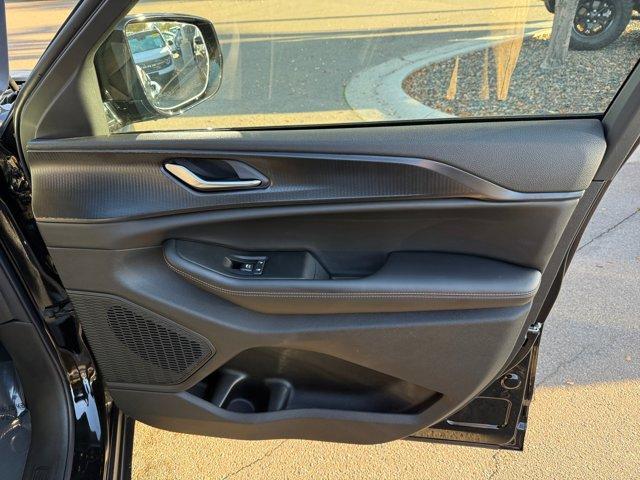 new 2025 Jeep Grand Cherokee L car, priced at $44,242