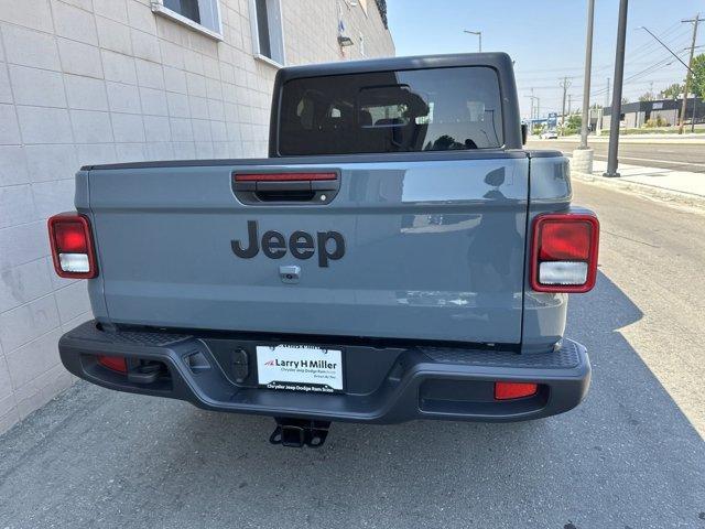 new 2024 Jeep Gladiator car, priced at $43,485