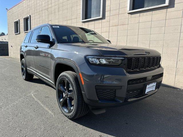 new 2025 Jeep Grand Cherokee L car, priced at $47,124