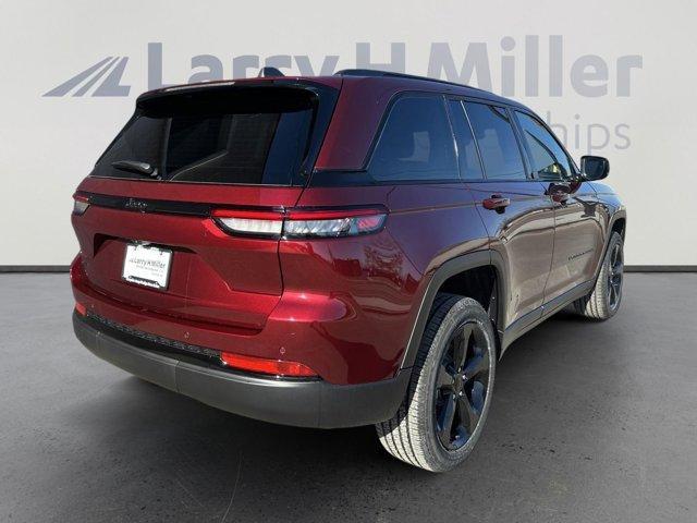 new 2025 Jeep Grand Cherokee car, priced at $41,569