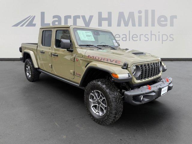 new 2025 Jeep Gladiator car, priced at $53,122