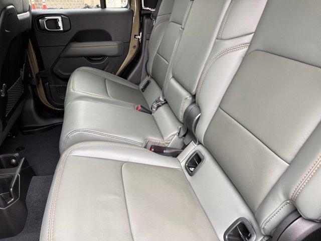 new 2025 Jeep Gladiator car, priced at $53,122