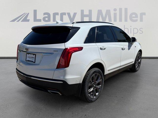 used 2020 Cadillac XT5 car, priced at $31,658