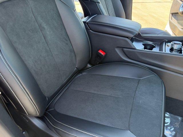 new 2025 Jeep Grand Cherokee car, priced at $41,087