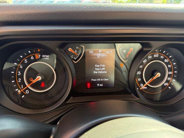 new 2025 Jeep Gladiator car, priced at $38,656