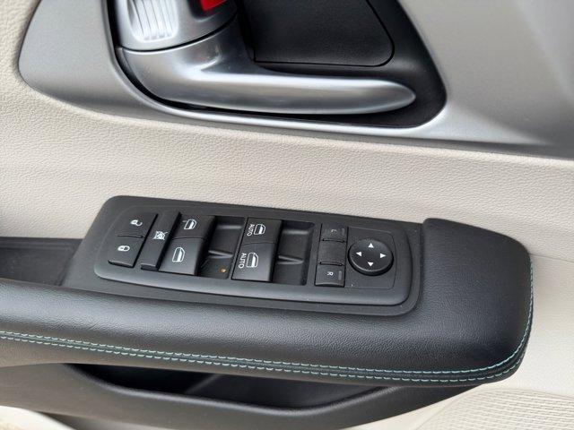 used 2018 Chrysler Pacifica Hybrid car, priced at $19,678