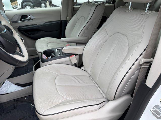 used 2018 Chrysler Pacifica Hybrid car, priced at $19,678