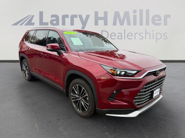 used 2025 Toyota Grand Highlander Hybrid car, priced at $59,987