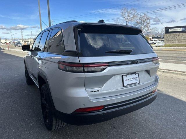 new 2025 Jeep Grand Cherokee car, priced at $42,532