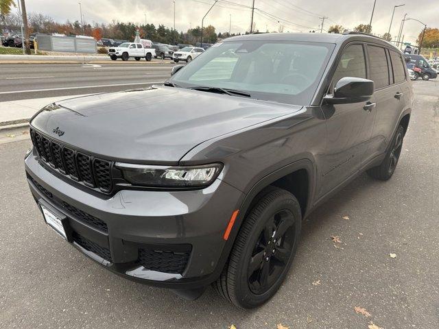 new 2025 Jeep Grand Cherokee L car, priced at $47,124