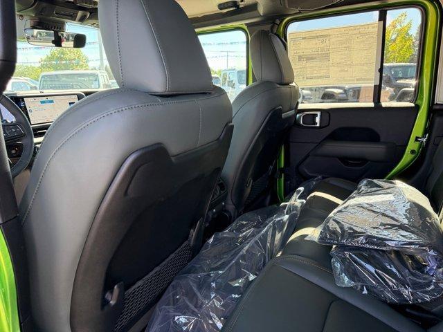 new 2025 Jeep Gladiator car, priced at $47,786