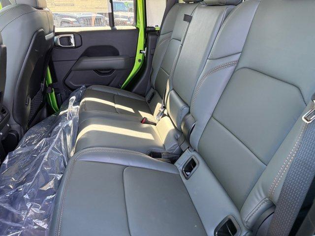 new 2025 Jeep Gladiator car, priced at $47,786