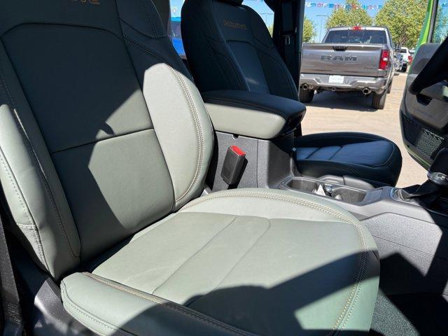 new 2025 Jeep Gladiator car, priced at $47,786