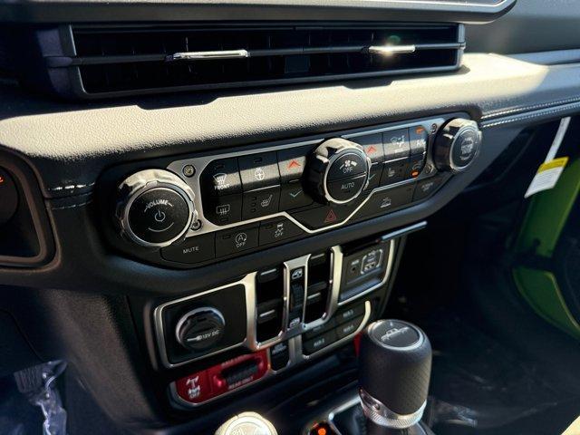 new 2025 Jeep Gladiator car, priced at $47,786