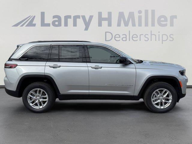 new 2025 Jeep Grand Cherokee car, priced at $37,805
