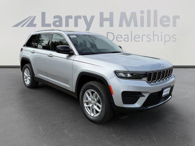 new 2025 Jeep Grand Cherokee car, priced at $37,805