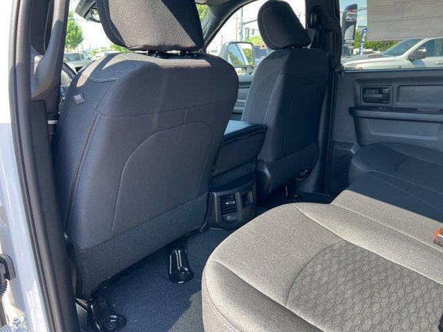 new 2025 Ram 2500 car, priced at $67,581