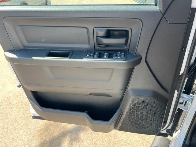 new 2025 Ram 2500 car, priced at $67,581