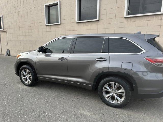 used 2015 Toyota Highlander car, priced at $19,986