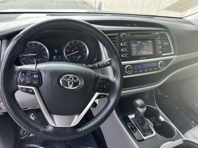 used 2015 Toyota Highlander car, priced at $19,986