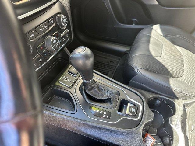 used 2021 Jeep Cherokee car, priced at $18,995