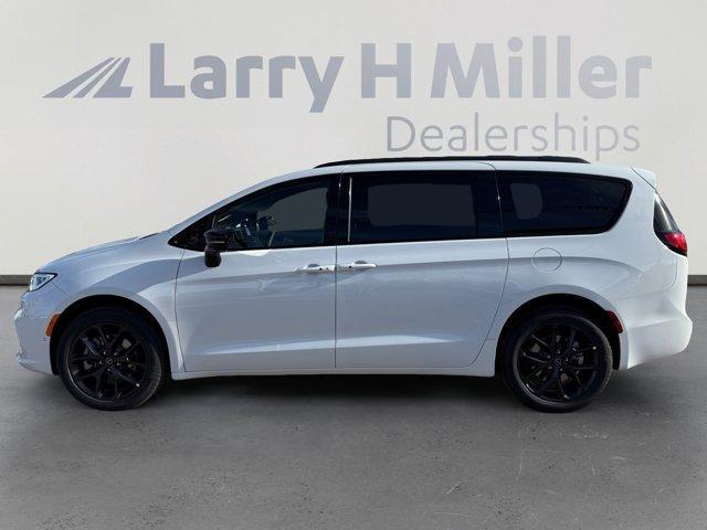 new 2026 Chrysler Pacifica car, priced at $55,240