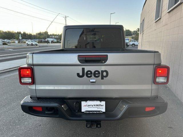 used 2021 Jeep Gladiator car, priced at $36,562