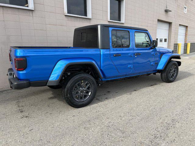 new 2024 Jeep Gladiator car, priced at $42,557