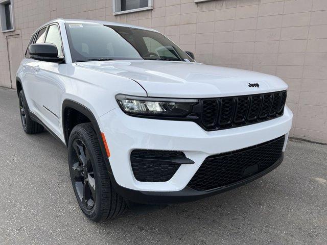 new 2025 Jeep Grand Cherokee car, priced at $41,518