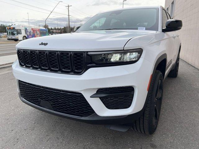 new 2025 Jeep Grand Cherokee car, priced at $41,518