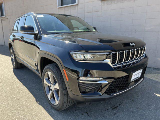 new 2024 Jeep Grand Cherokee car, priced at $49,899